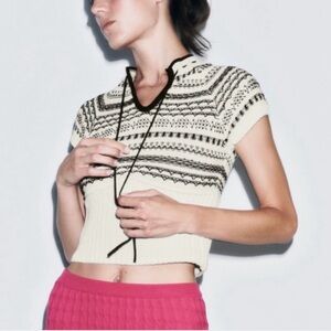 Zara Cream and Black Patterned Knit Top
